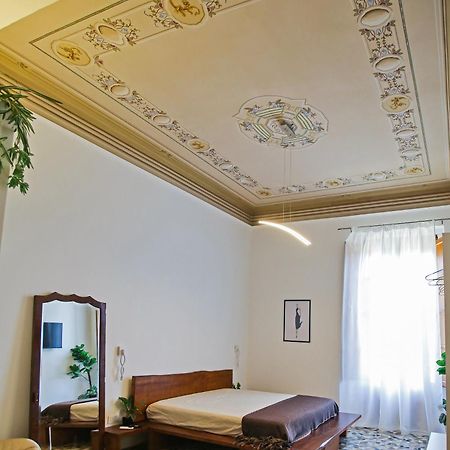 Tiritu Apartments Катанія Екстер'єр фото