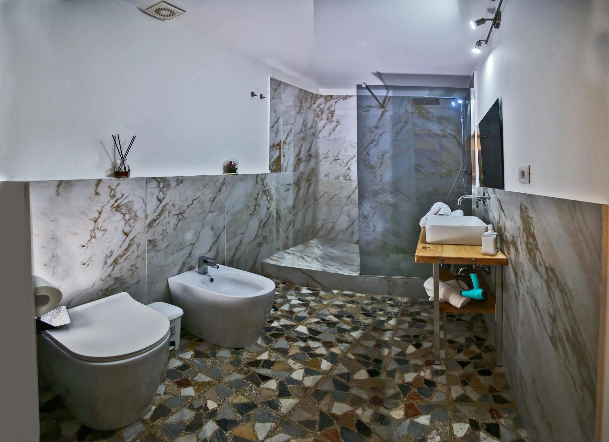 Tiritu Apartments Катанія Екстер'єр фото