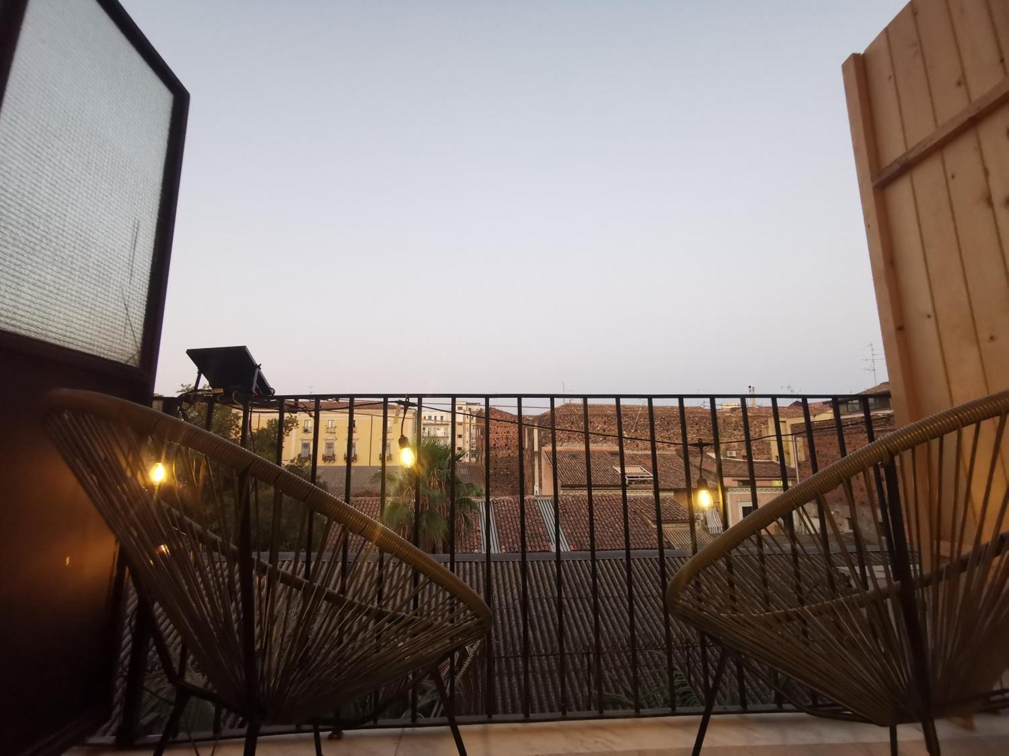 Tiritu Apartments Катанія Екстер'єр фото