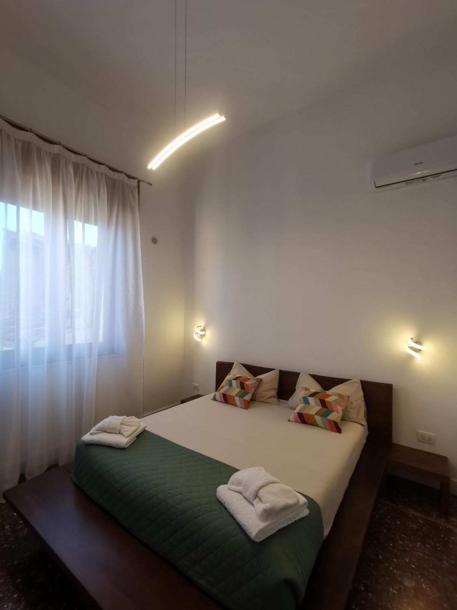 Tiritu Apartments Катанія Екстер'єр фото