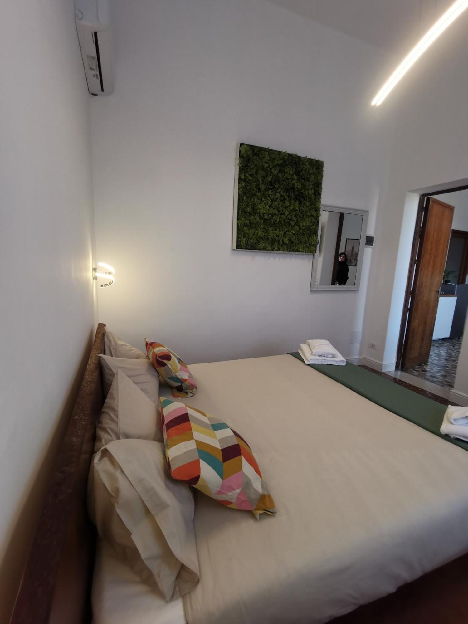 Tiritu Apartments Катанія Екстер'єр фото